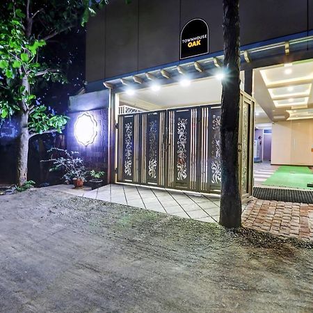 Townhouse Oak Dreamland Suites Yelahanka Buitenkant foto