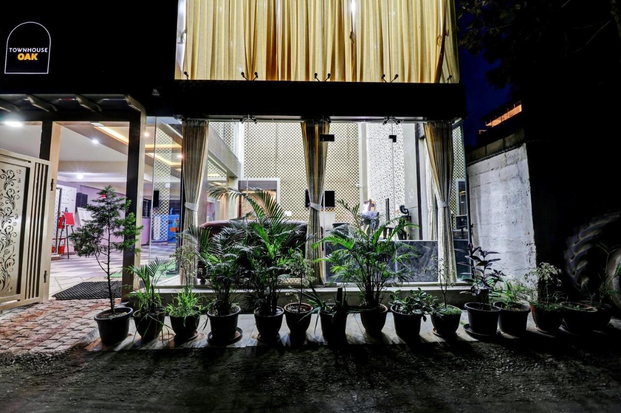 Townhouse Oak Dreamland Suites Yelahanka Buitenkant foto