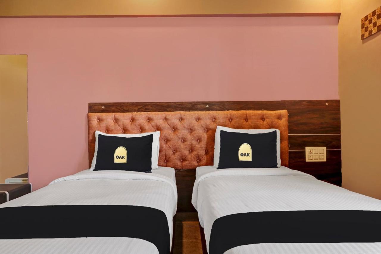 Townhouse Oak Dreamland Suites Yelahanka Buitenkant foto