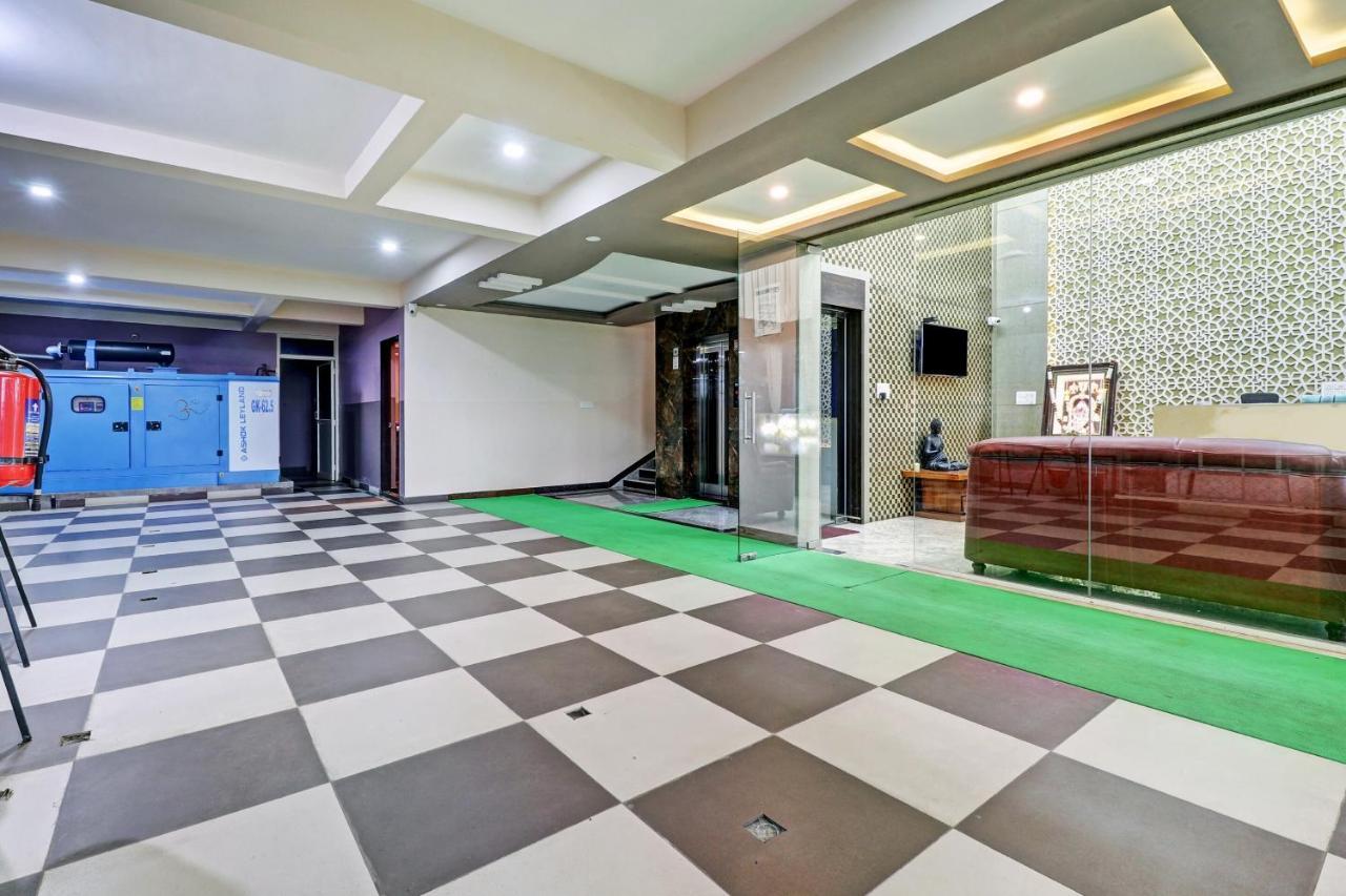 Townhouse Oak Dreamland Suites Yelahanka Buitenkant foto