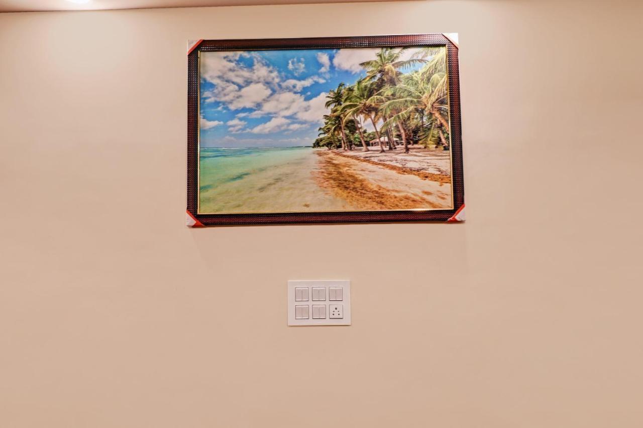 Townhouse Oak Dreamland Suites Yelahanka Buitenkant foto