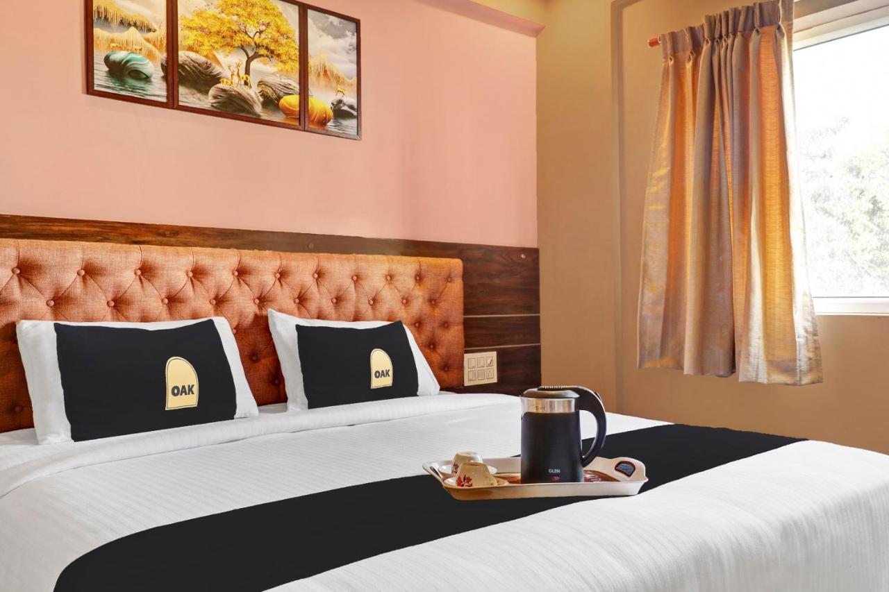 Townhouse Oak Dreamland Suites Yelahanka Buitenkant foto